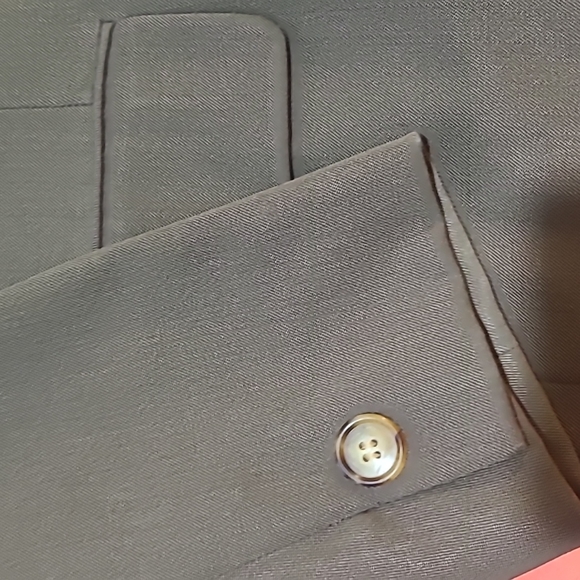 JHCollectibles Green Blazer. - Picture 7 of 15